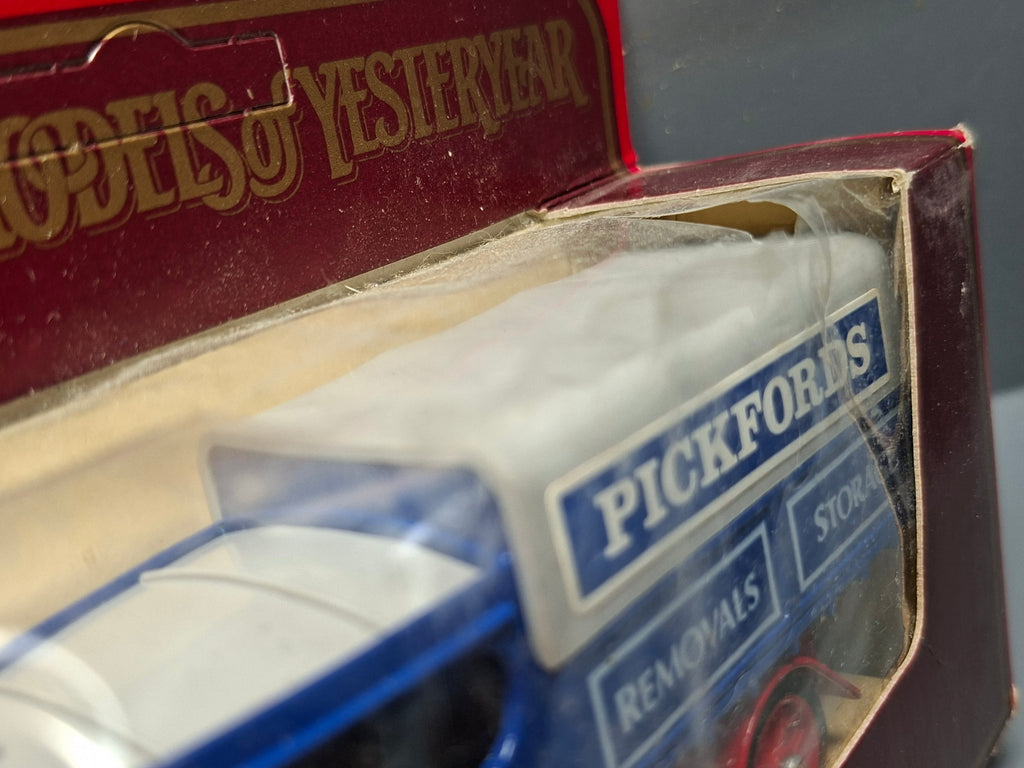 Matchbox Models of yesteryear 1922 Foden Steam Lorry    (NP24)