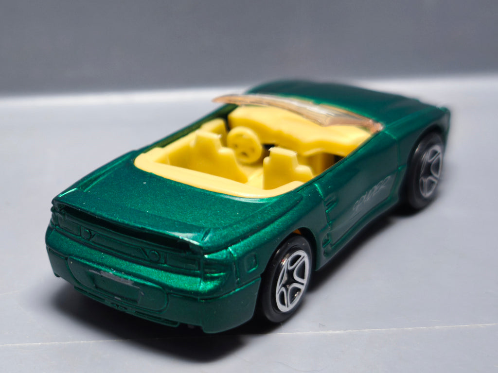 Matchbox 1998 mainline  Mitsubishi spyder      (A30)
