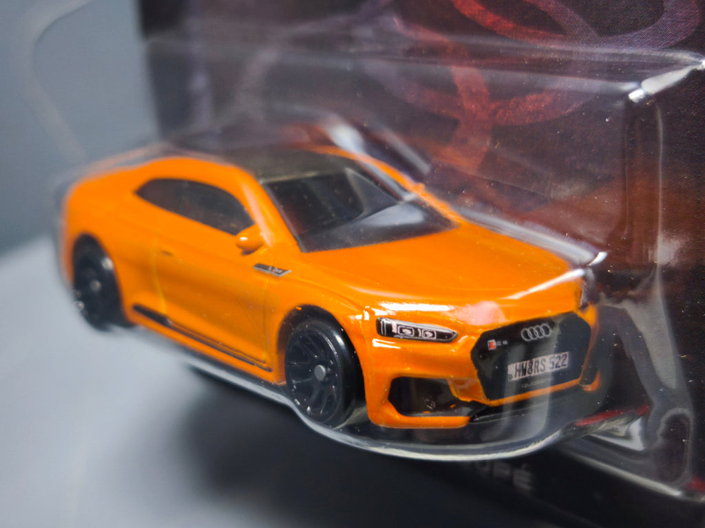 Hot Wheels 2026 Audi Silver series RS 5 Coupé (NP20)