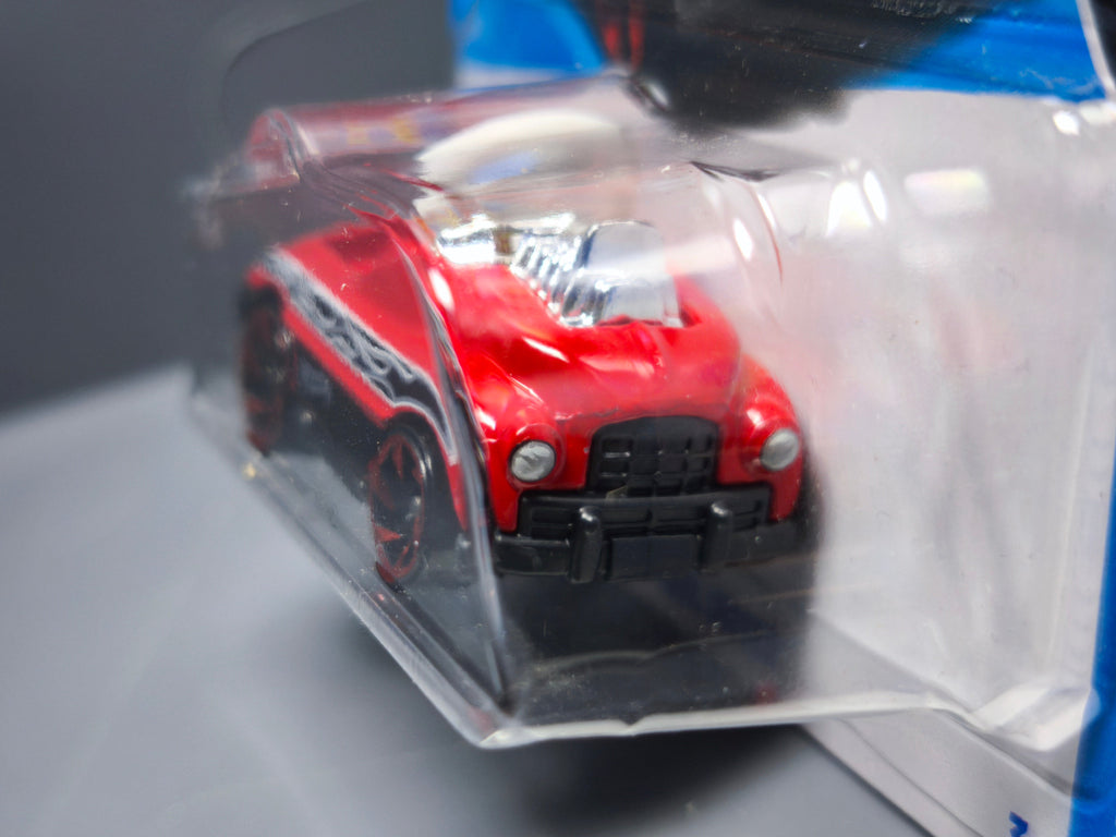 Hot Wheels Pedal Driver Netflix Let's Race 2025-071 TH (NP09)