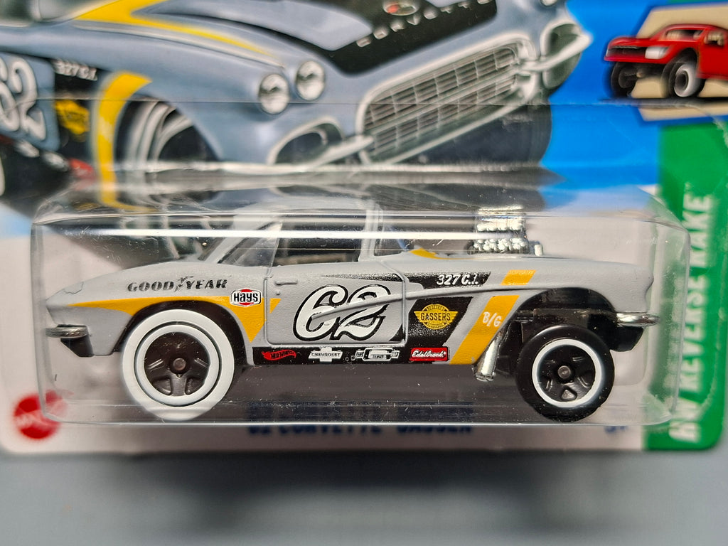 Hot Wheels '62 corvette    2025-182 (NP39)