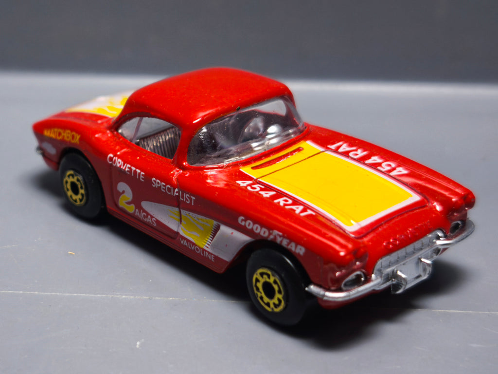 Matchbox 1983 mainline  1962 chevrolet corvette version jantes gold  (A06)
