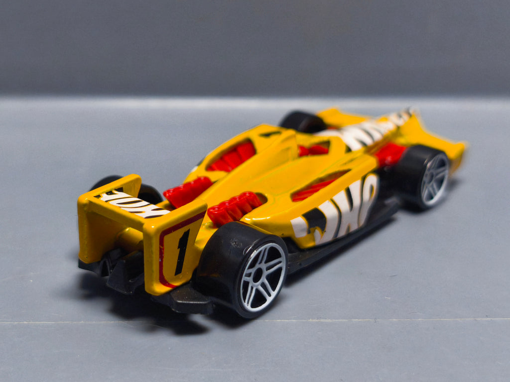 Hot Wheels 2017 mainline 148 Winning formula (A06)