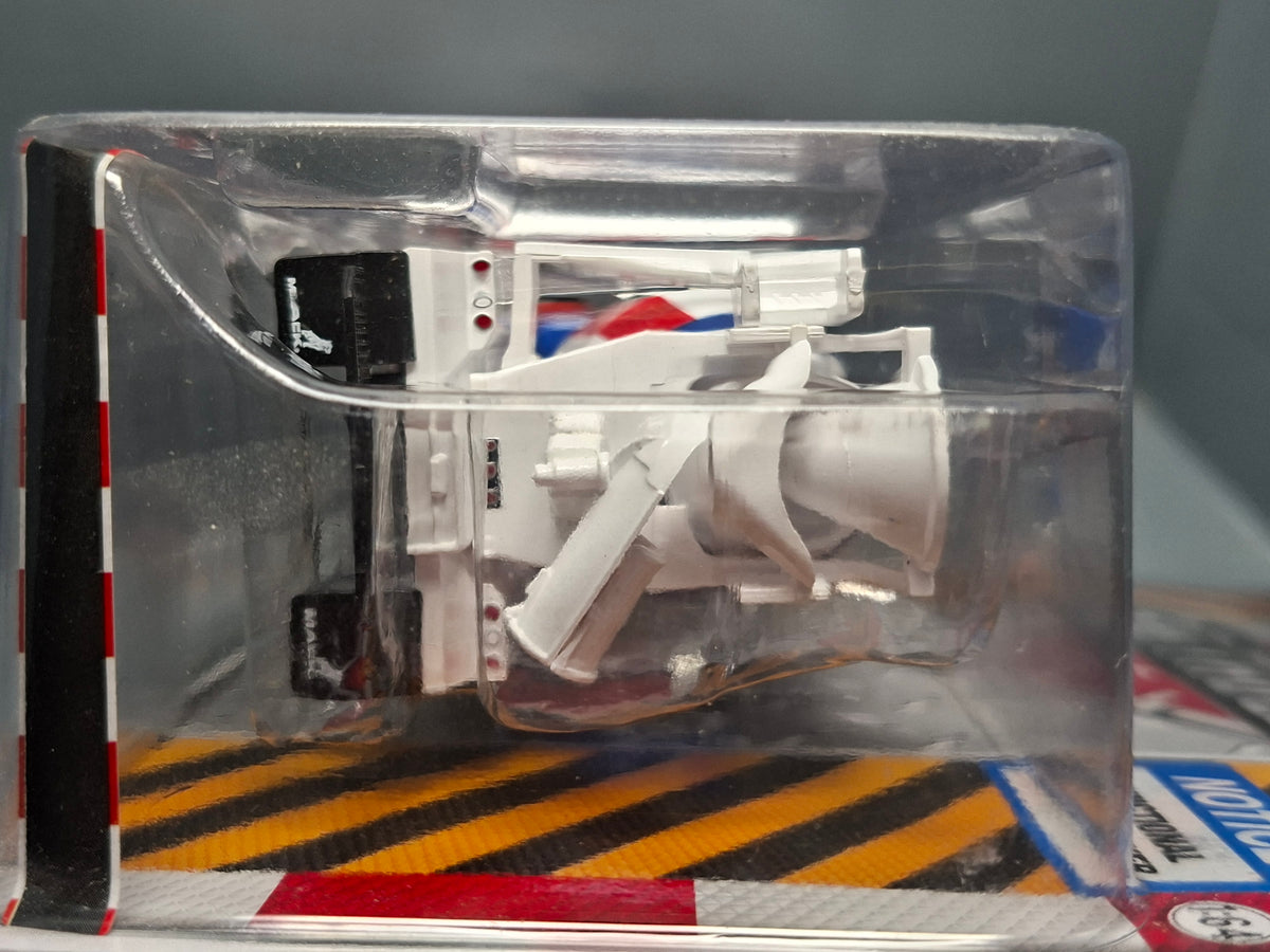 Greenlight Super Duty Trucks Series 15  2019 Mack Granite Cement Mixer  (CT01)