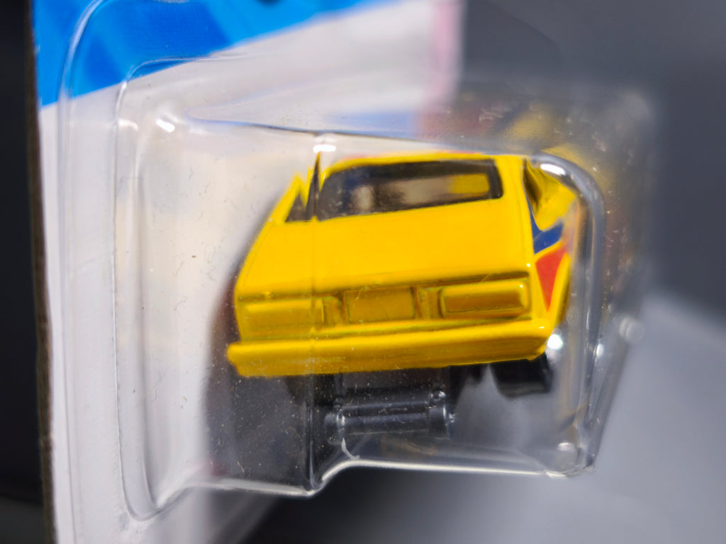 Hot Wheels '76 Chevy Chevette 2025-102 (NP09)