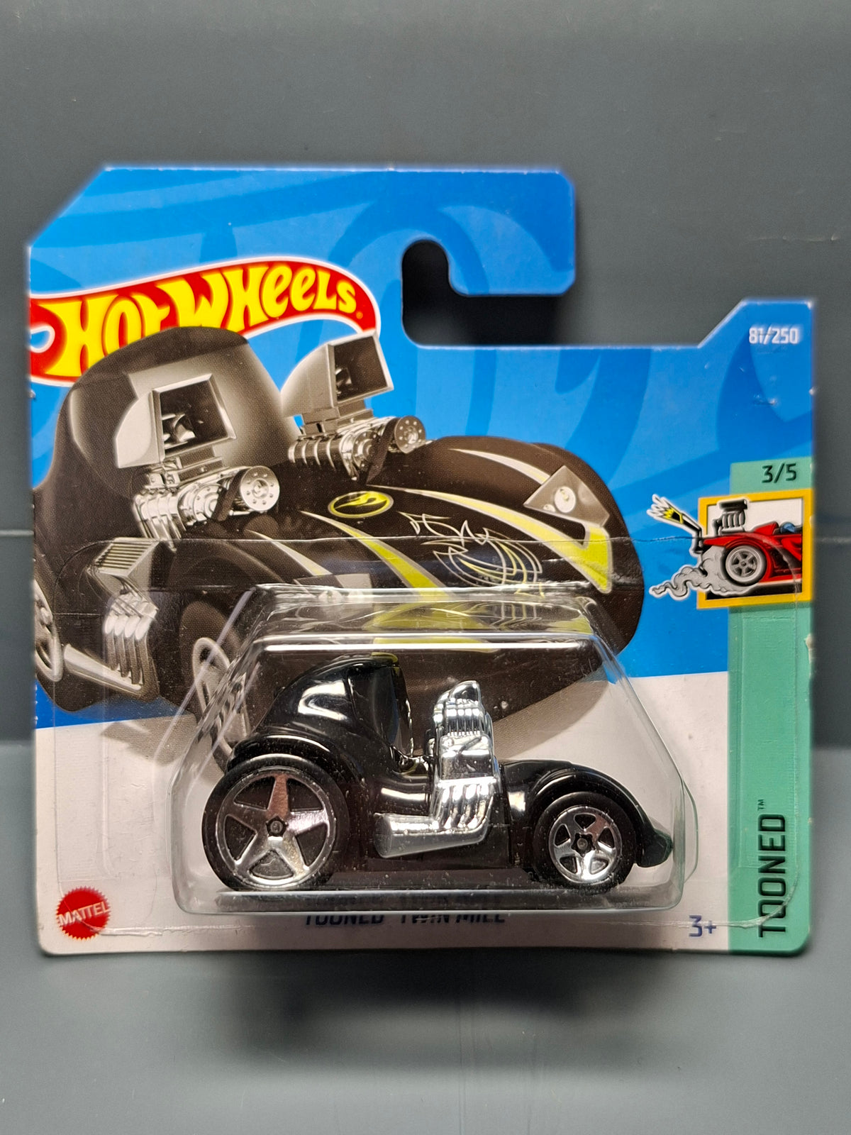 Hot Wheels Treasure Hunt Twin mill  2022-081 (NP19)