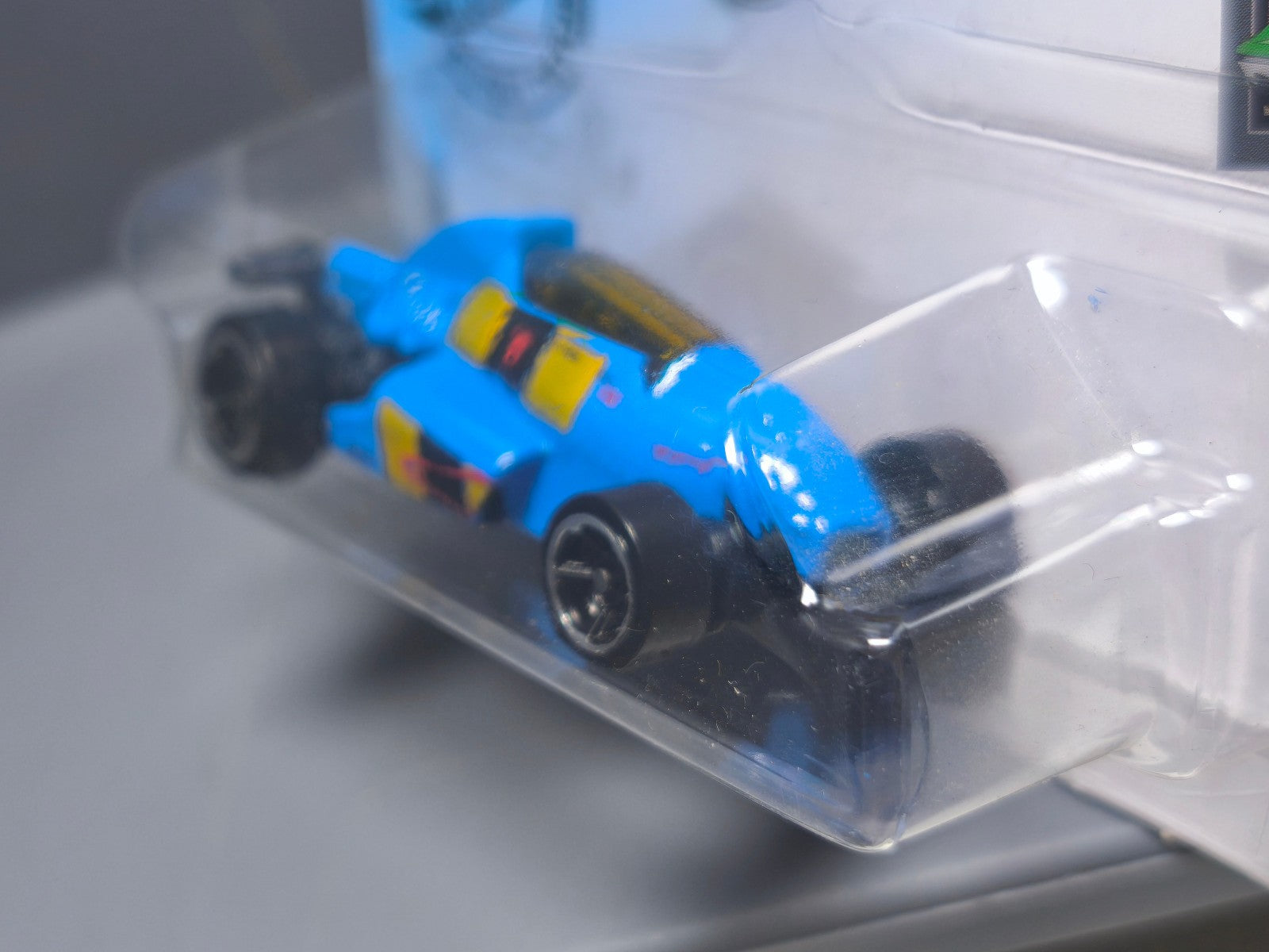 Hot Wheels 2 Jet Z 2020-001 (NP20)
