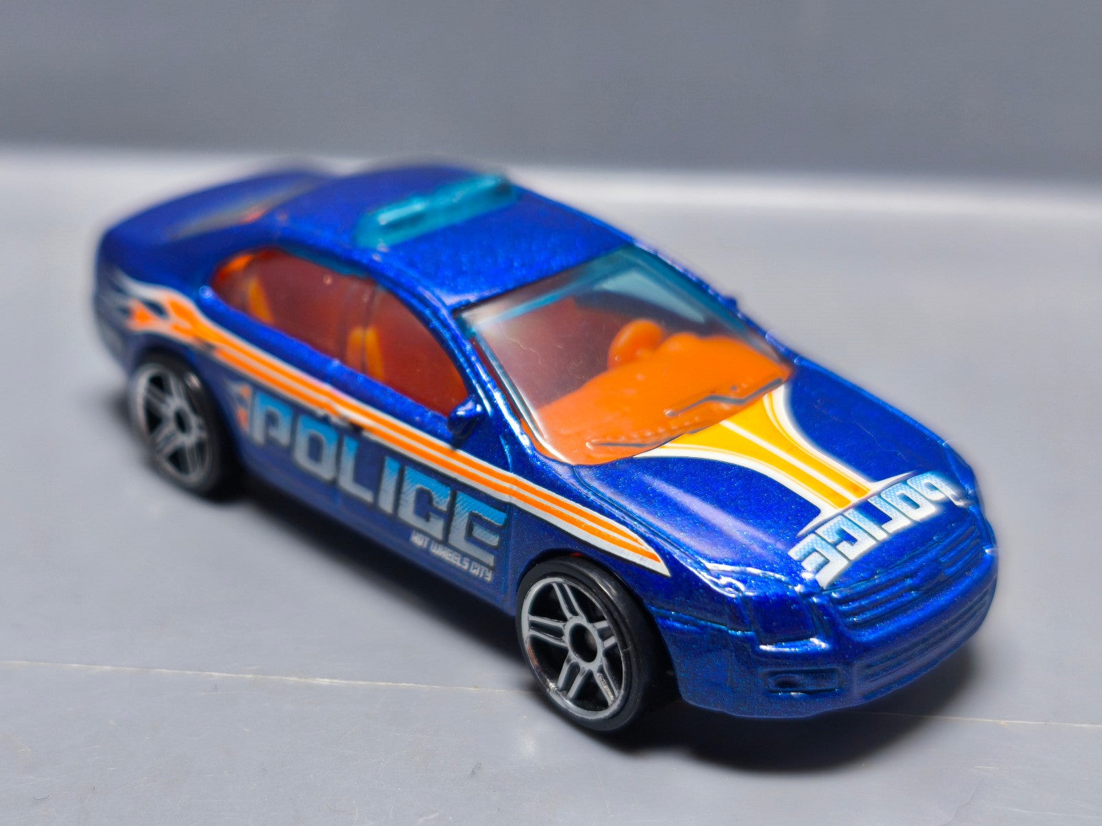 Hot Wheels Ford fusion 2009-109 (A19)