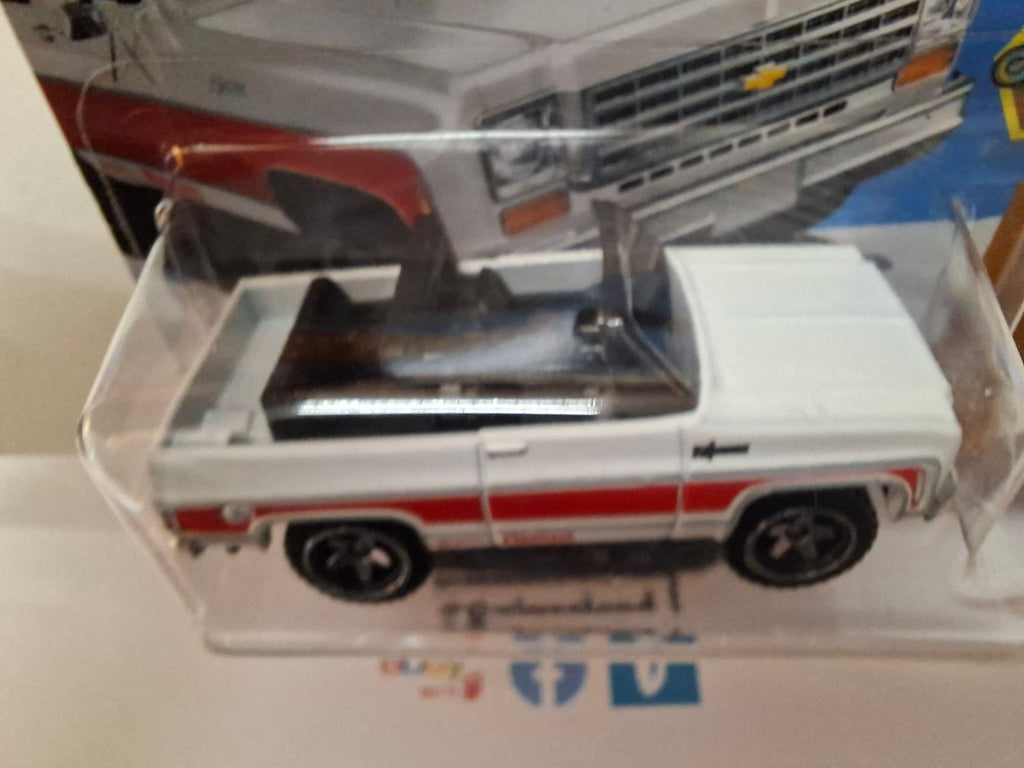 Hot Wheels '75 Chevy blazer custom   2025-115 (NP39)