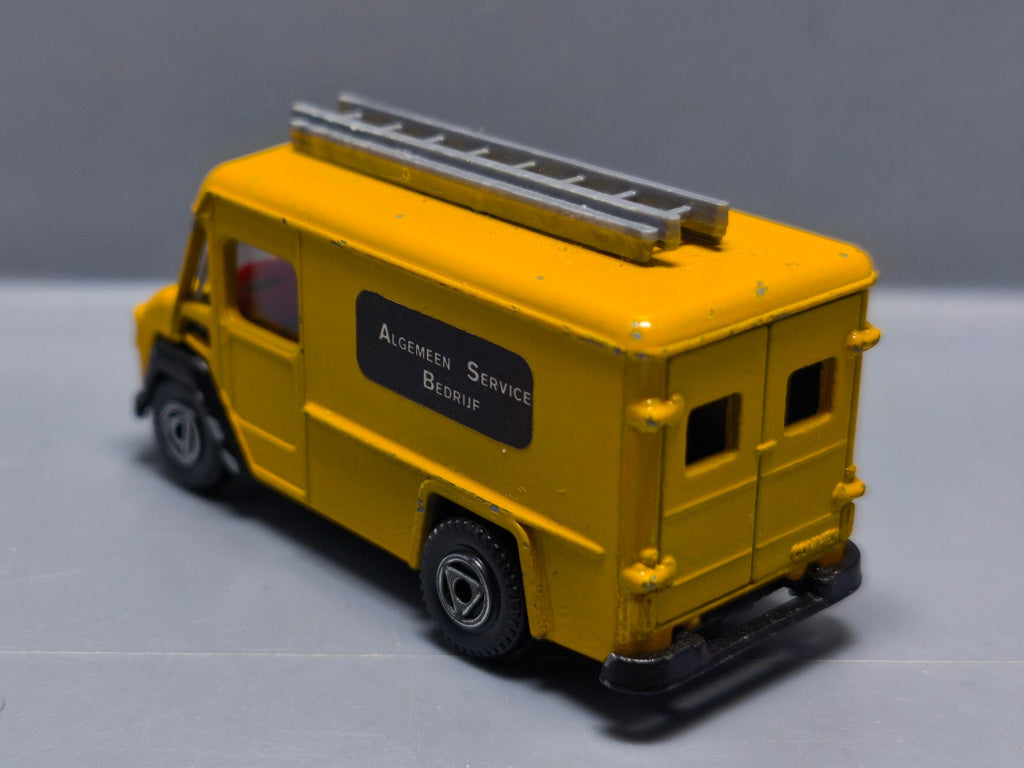 EFSI  Commer 302 (A23)