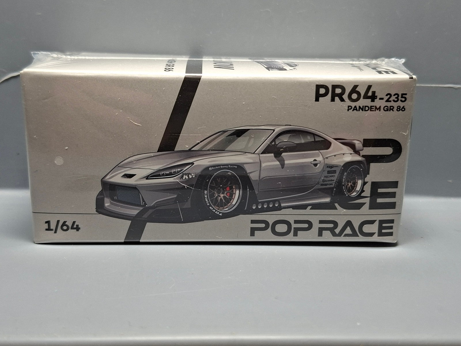 Pop Race 1/64 Toyota Pandem GR86  Silver (CP15)