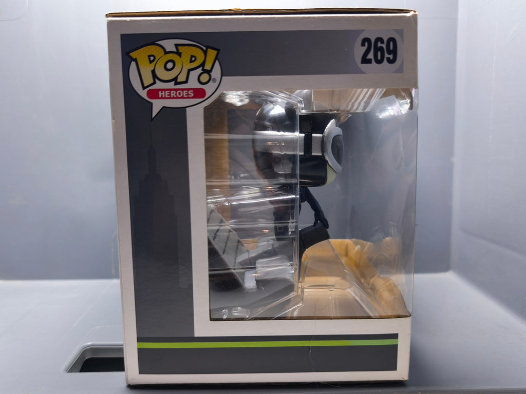 Funko Pop! DC  DELUXE N° 269 Catwoman Jim Lee SPECIAL EDITION (et)