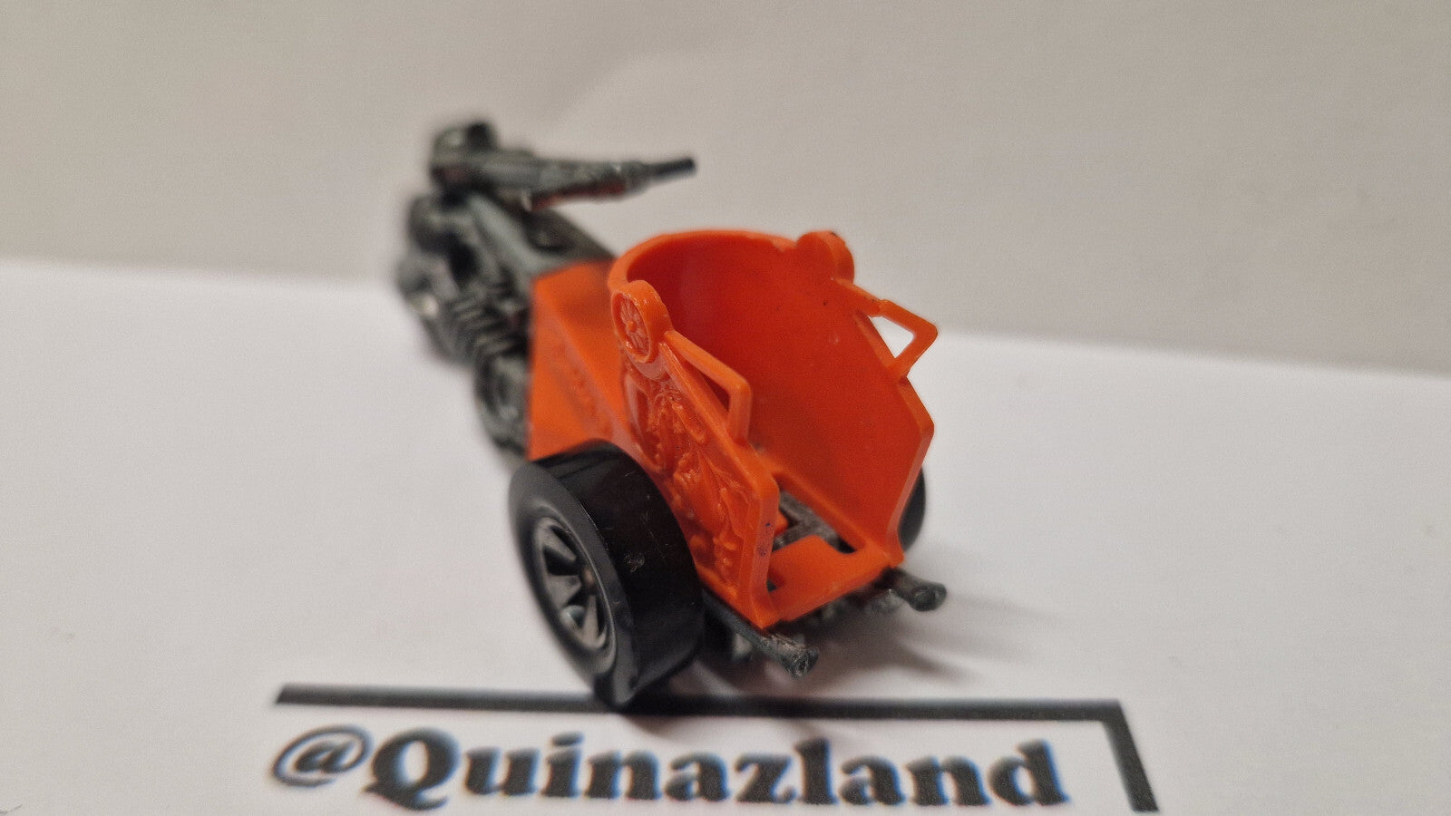 Hot wheels 1972 Rrrumblers  Choppin chariot version orange  (A03)