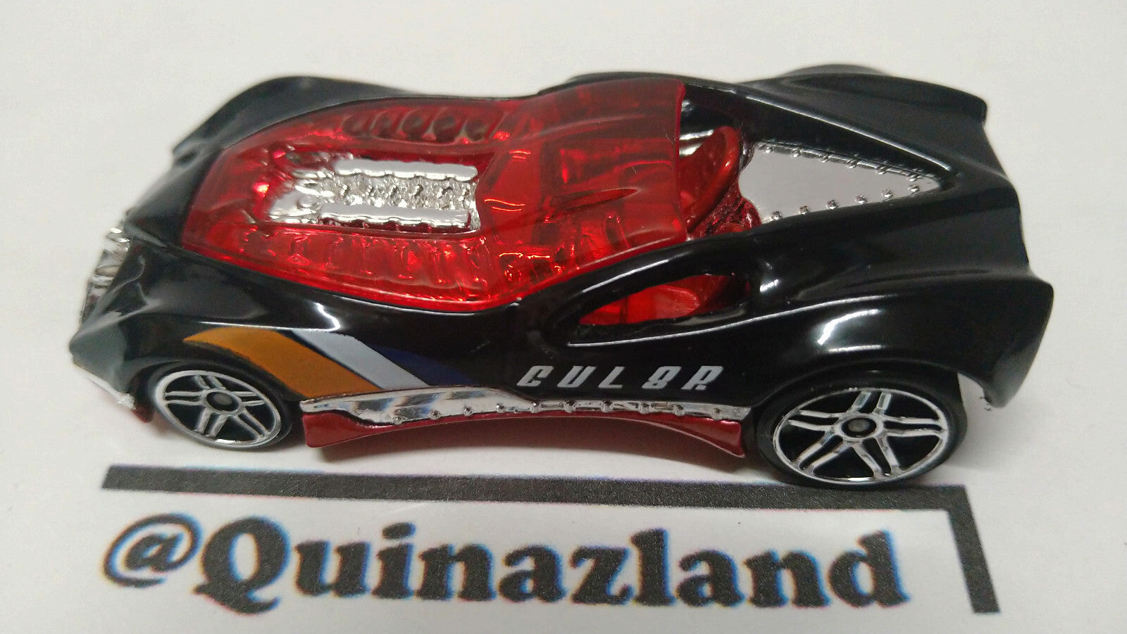 Hot Wheels Cul8r version exclusive kmart 2004-070   (A36)