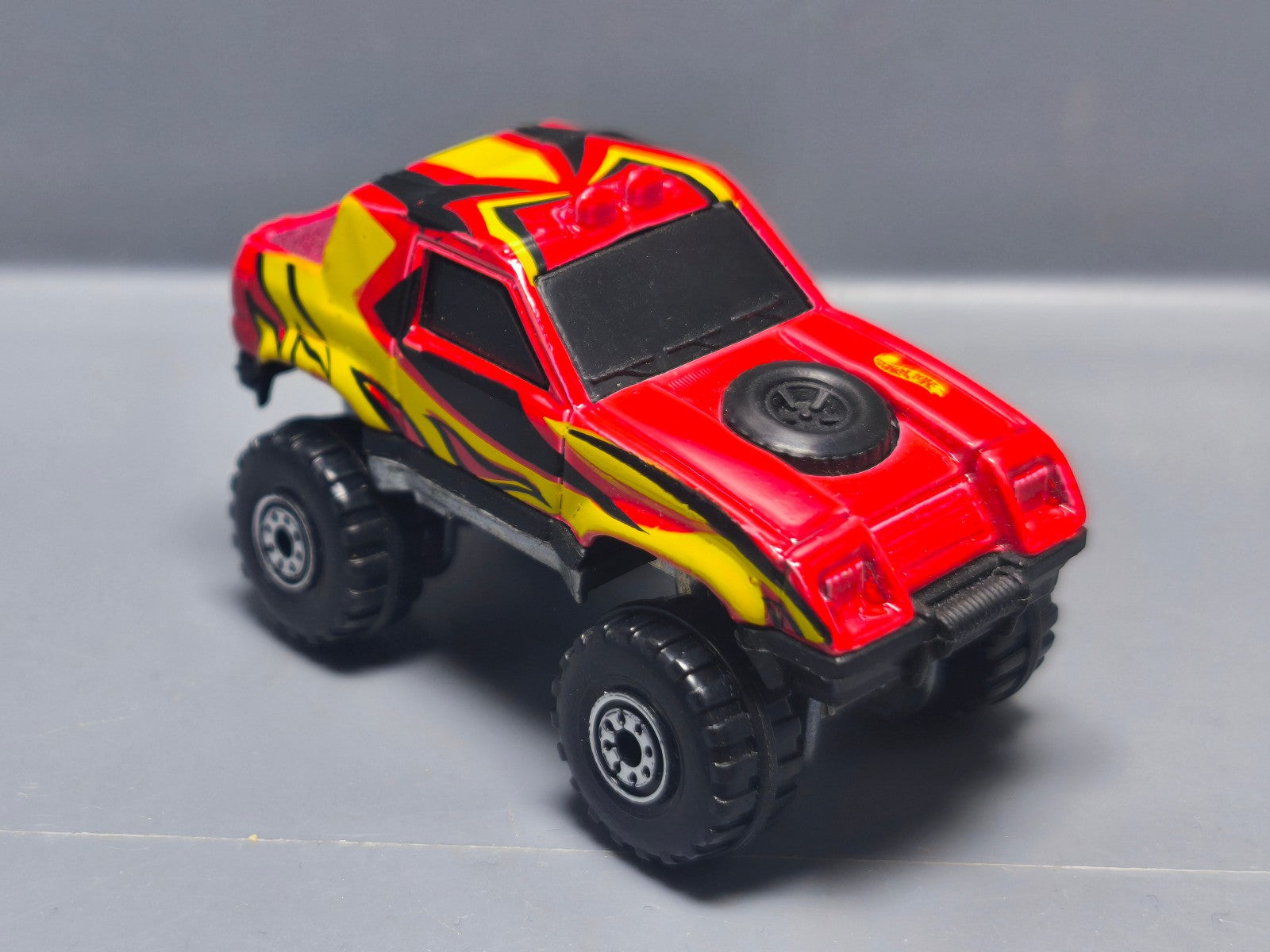 Hot Wheels Gulch stepper 1996-251 (A11)