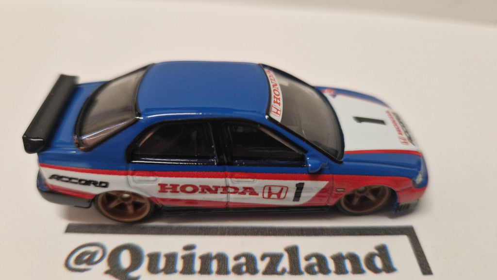 Hot wheels Boulevard ’96 HONDA ACCORD  (A03)