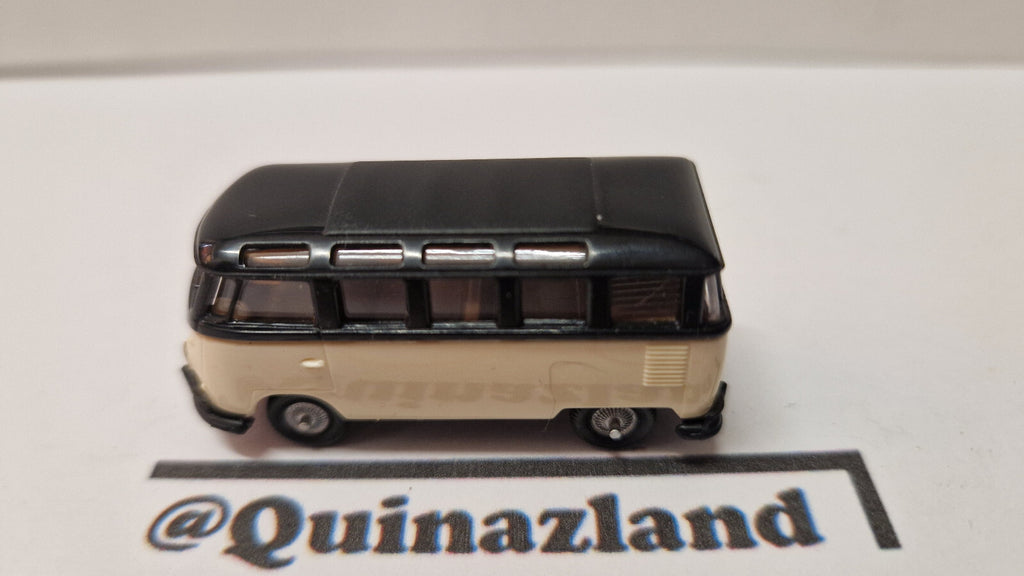 Brekina 1/87 Volkswagen T1 noir/blanc   (A06)