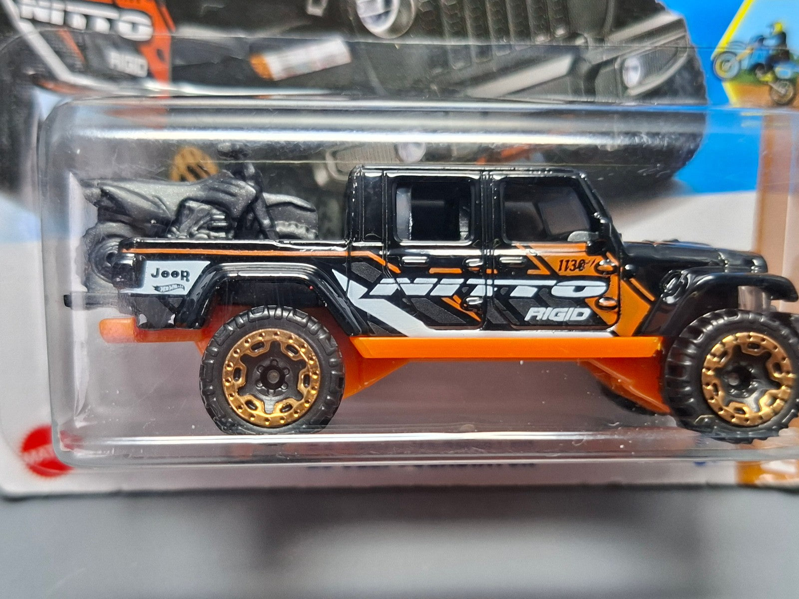 Hot Wheels '20 Jeep Gladiator   2025-130  (NP02)