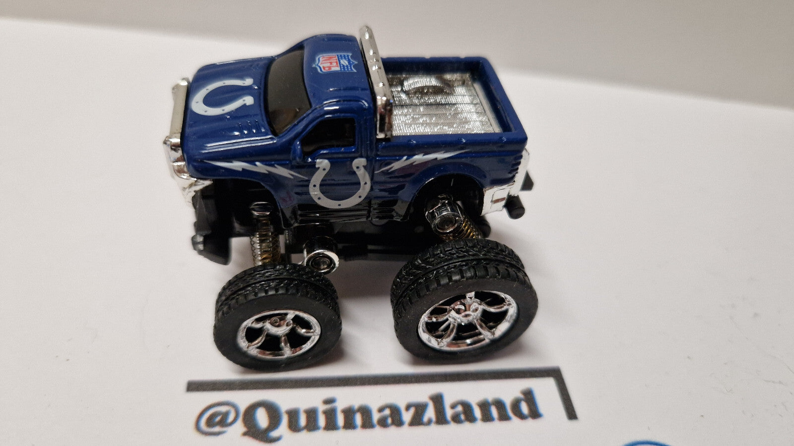 Fleer Collectible Mini Monster truck Ford NFL   (CP01)