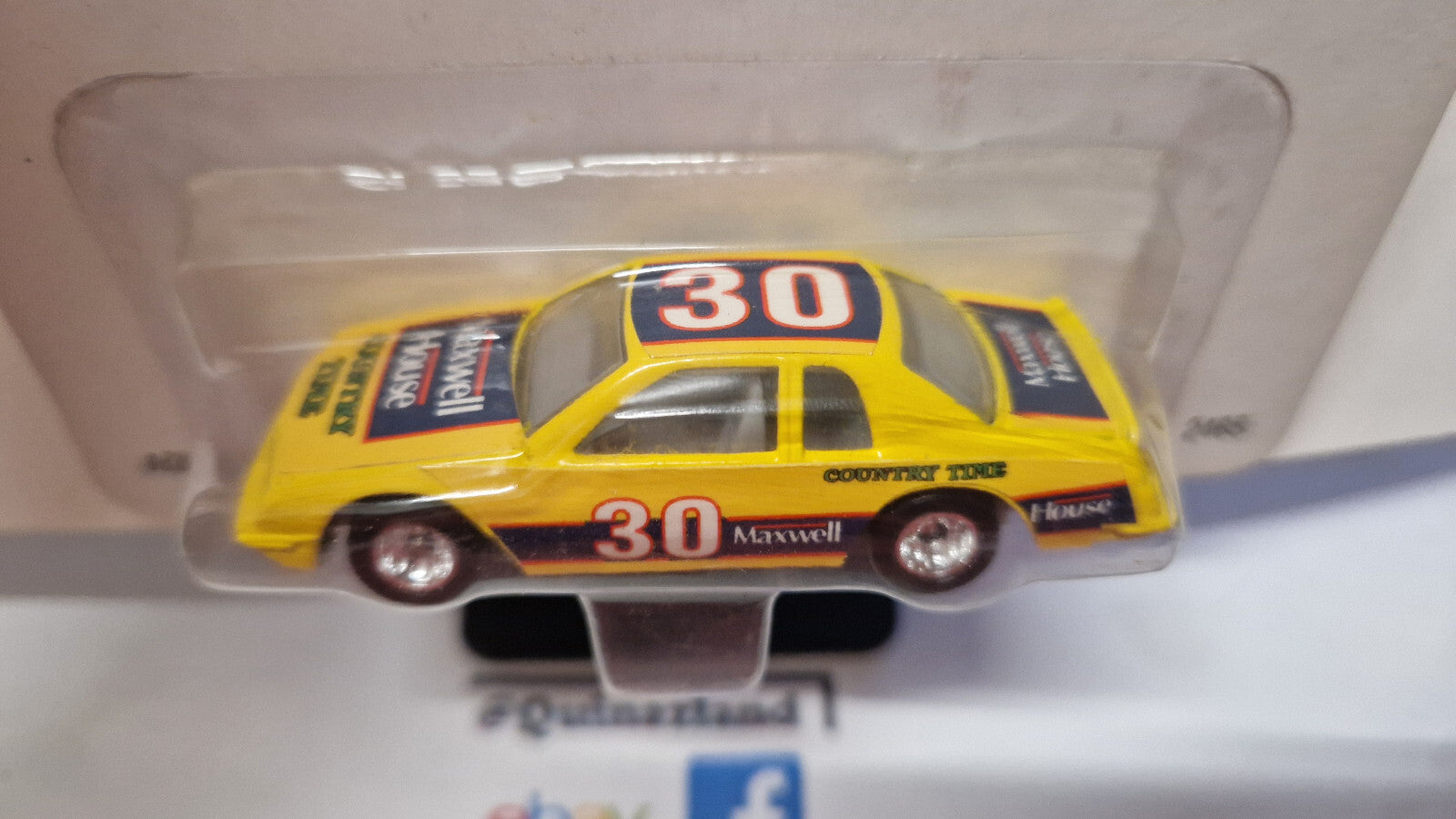 ERTL 1990 Nascar Ford thunderbird country time  (NG81)