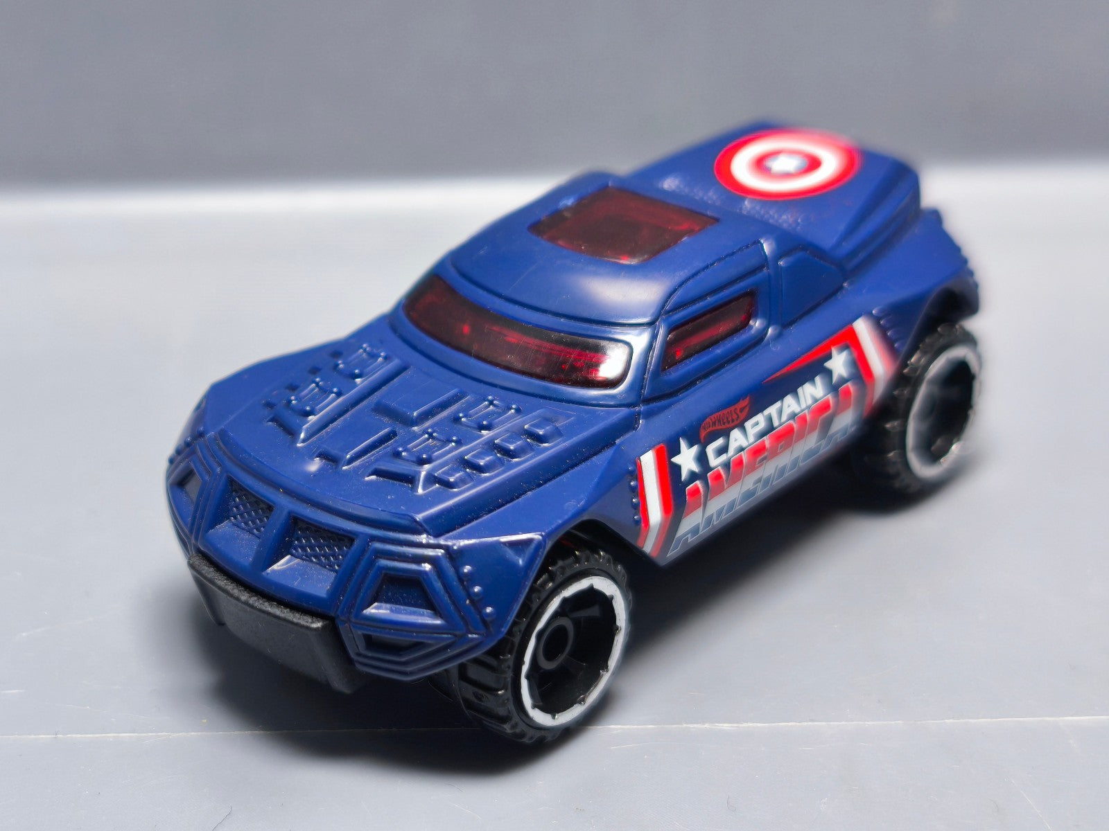 hot wheels RD-08 2016 capitaine america  exclusive Walmart (A10)