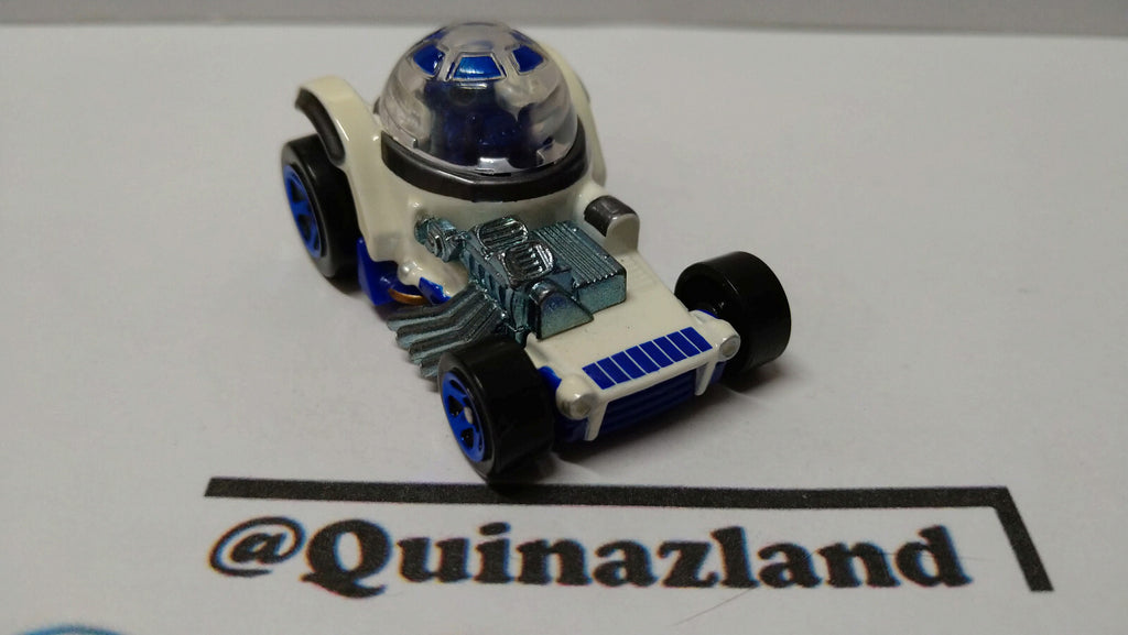 Hot Wheels Star Wars  R2-D2   (A16)