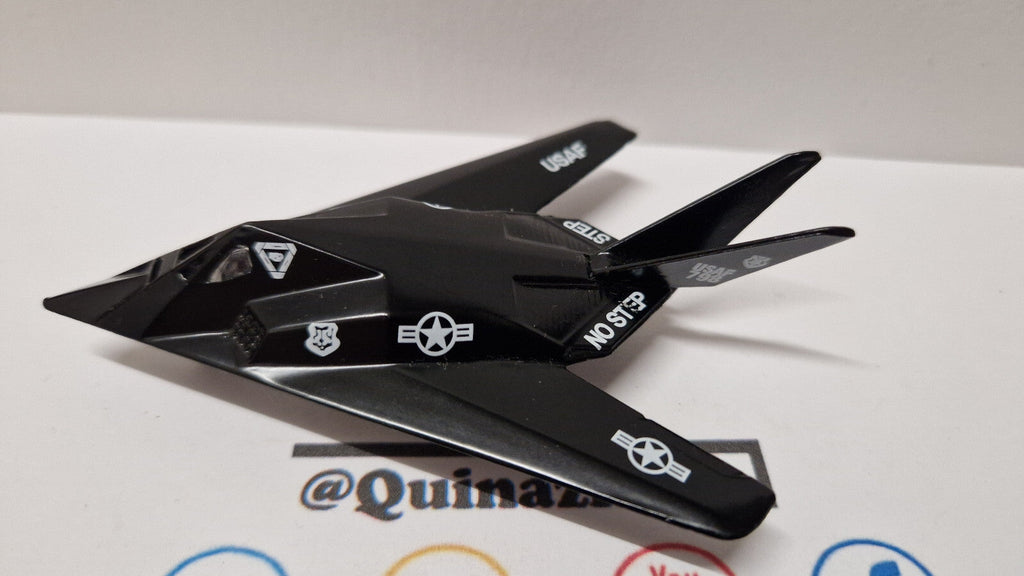 Daron  Rynway 24 F-117 nighthawk (USAF)    (NP28)