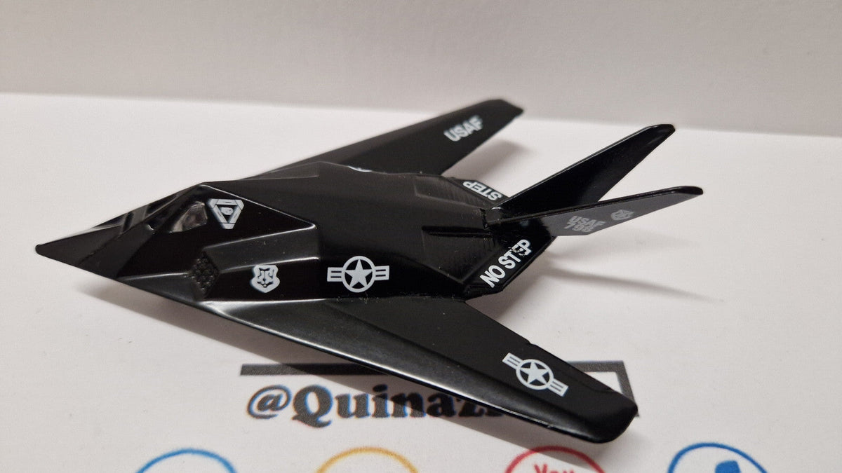 Daron  Rynway 24 F-117 nighthawk (USAF)    (NP28)