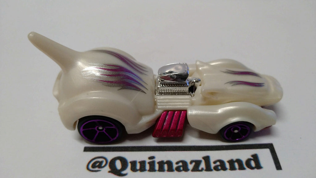 Hot Wheels Purrfect Speed 2017-123   (A21)
