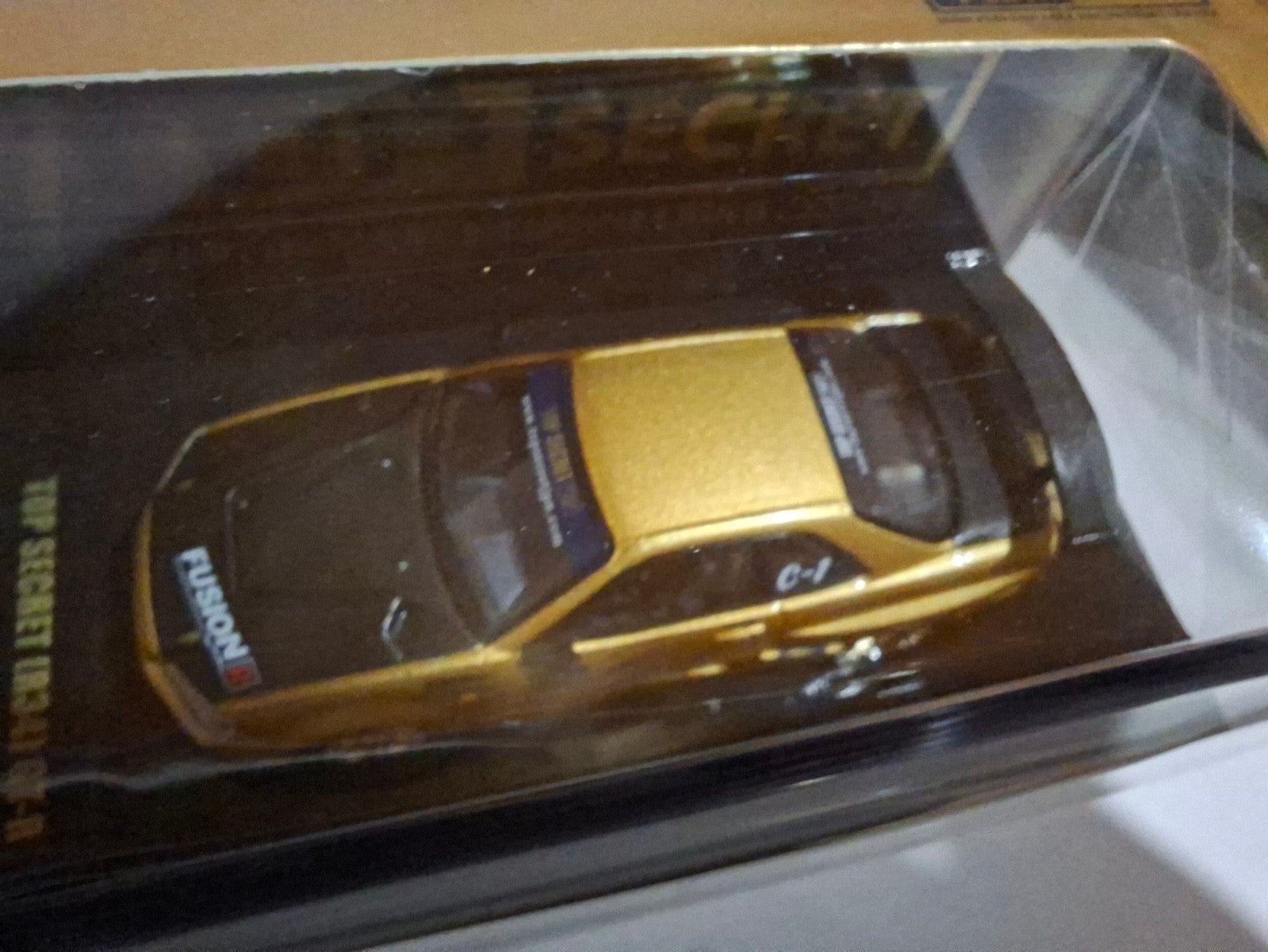 INNO64 Top Secret Nissan Skyline R34 GT-R, gold (CP18)