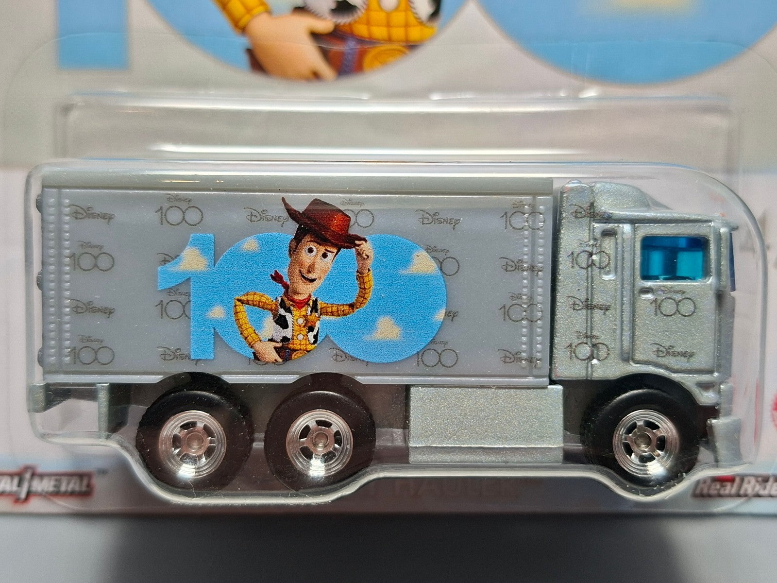 Hot Wheels 2023 100th anniversary Disney  Hiway hauler    (NG52)