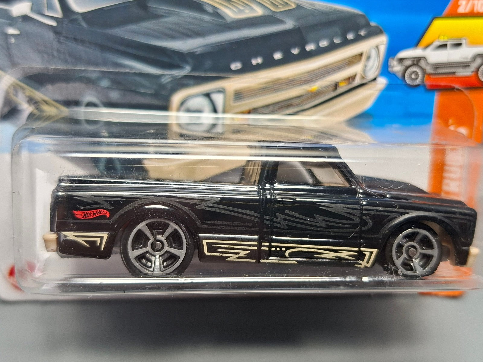 Hot Wheels '67 Chevy C10 2025-021  (NP02)