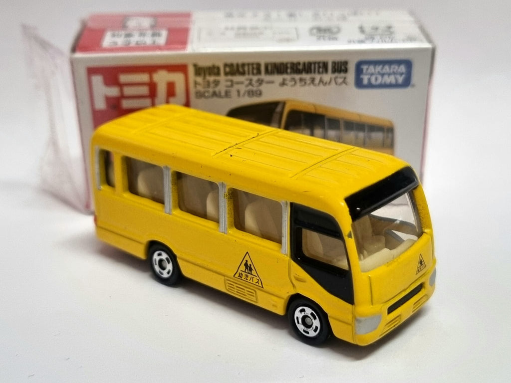 Tomica 2019 regular Toyota coaster kindergarten bus 1/89 (CP06)