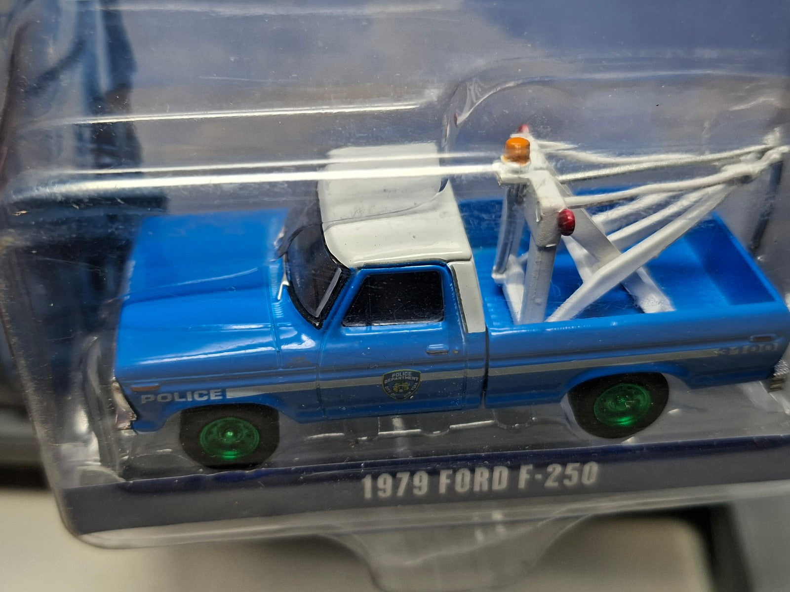 Greenlight Exclusive 1979 Ford F-250 NYDP Chase Green  Wheels   (NG17)