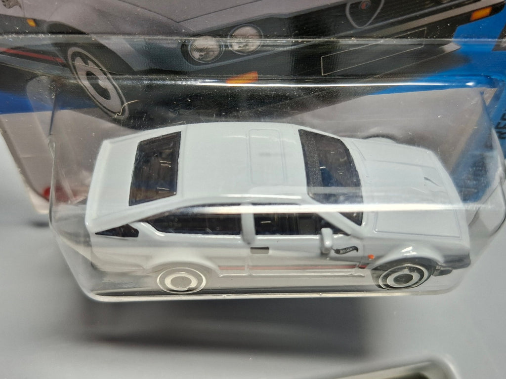 Hot Wheels Alfa romeo GTV6 3.0 2024-098 (CP01)