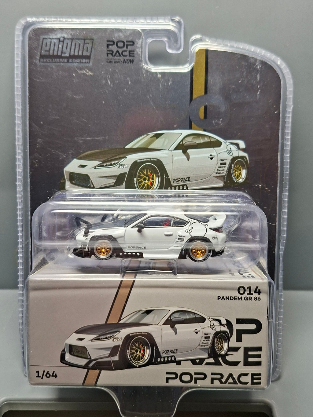 Pop Race 1/64 Toyota Pandem GR86, crystal white pearl (NG04)