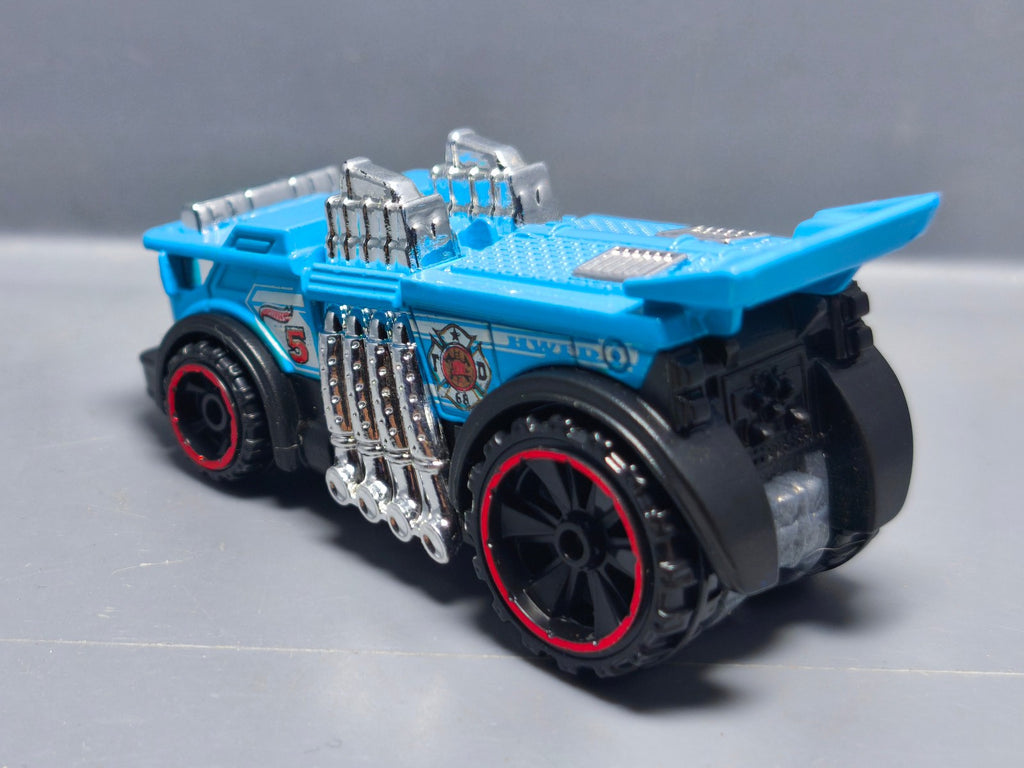 Hot Wheels 2016 mainline 220 Backdrafter (A05)