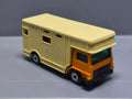 Matchbox Lesney Horse Box made in England avec 2 chevaux  (A20)