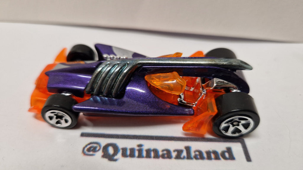 Hot Wheels Vulture Roadster 2001-032 (A04)