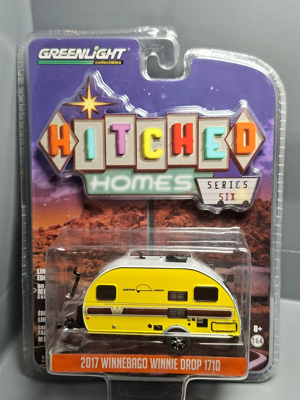 Greenlight Hitched Homes 2017 Winnebago Winnie Drop 1710 (NG32)