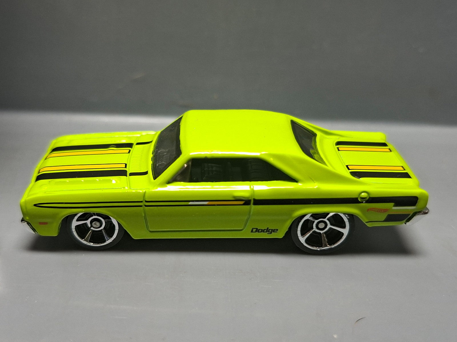 Hot wheels 2023 mystery models series 2 1974 brazilian dodge charger  (NP08)