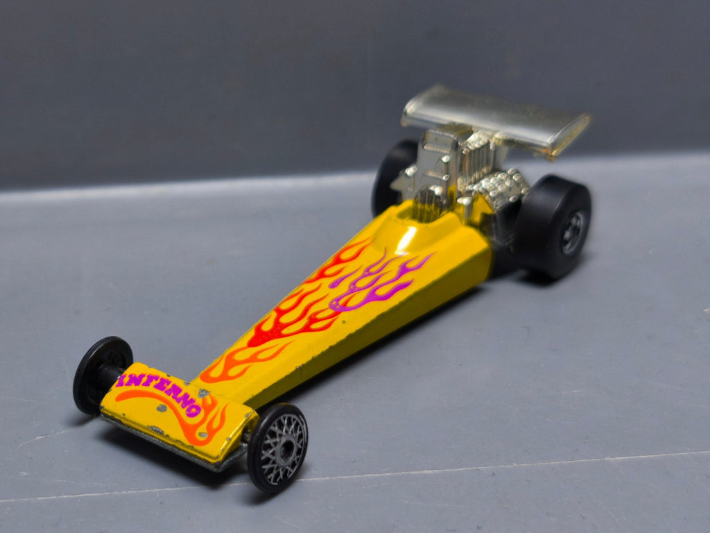 Hot Wheels 1977 Flying colors Inferno Version BW  (A27)