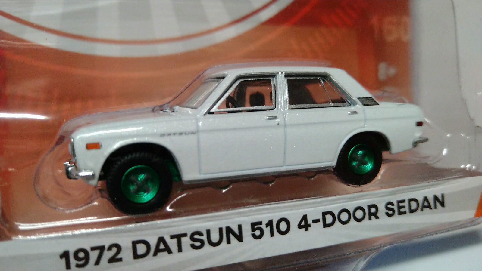 Greenlight Tokyo torque  1972 Datsun 510 4 Door sedan Chase (NG46)