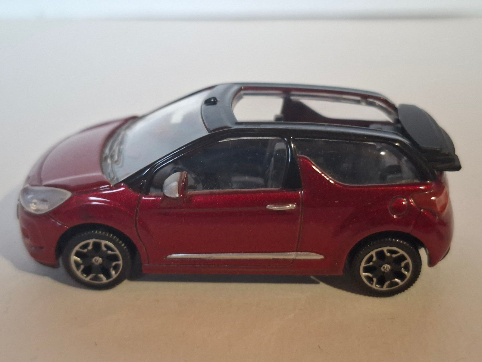 Norev  Citroën DS3  (A01)