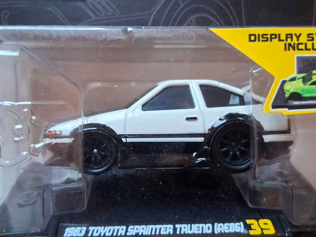 Maisto Muscle machines 1983 Toyota Sprinter trueno (AE86) (NG77)