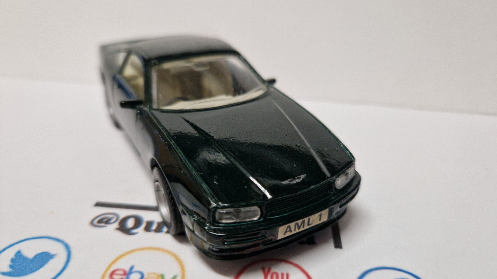 Mc Toy 1/40 Aston Martin  virage  (CP04)