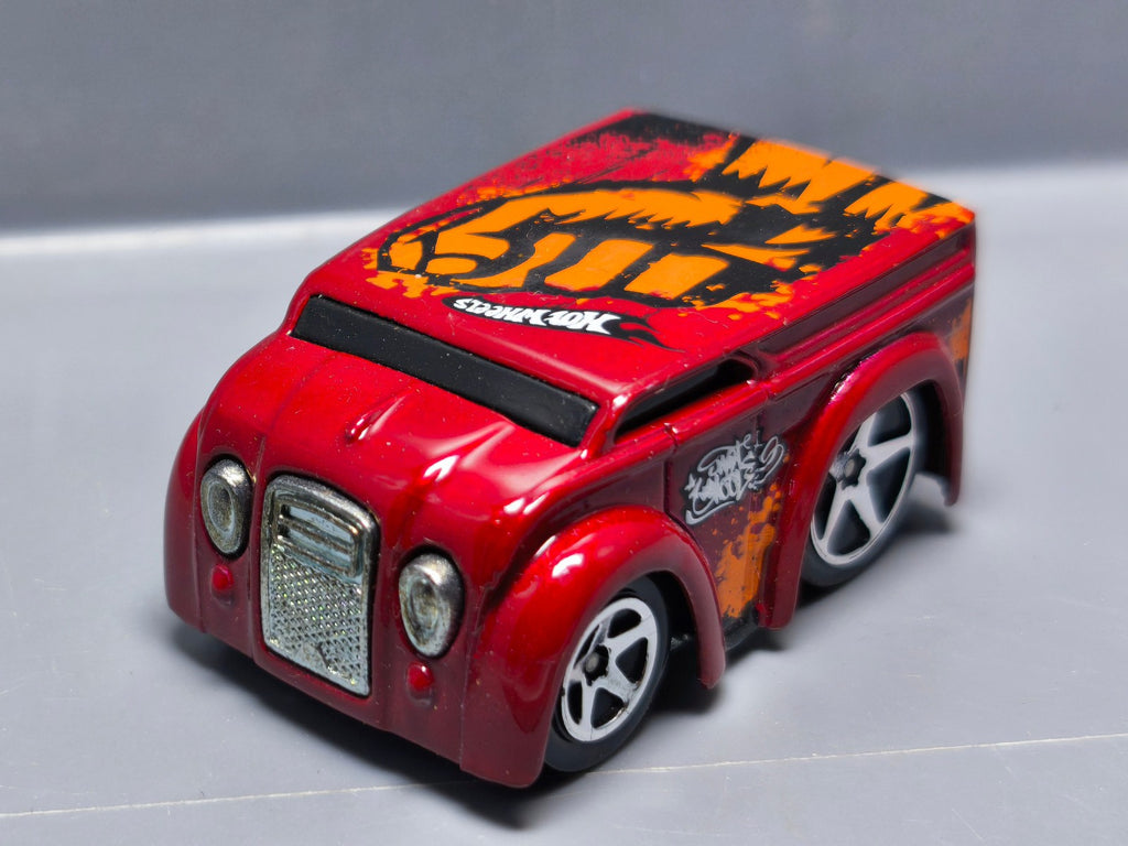 Hot Wheels Dairy Delivery 2006-071 (A39)