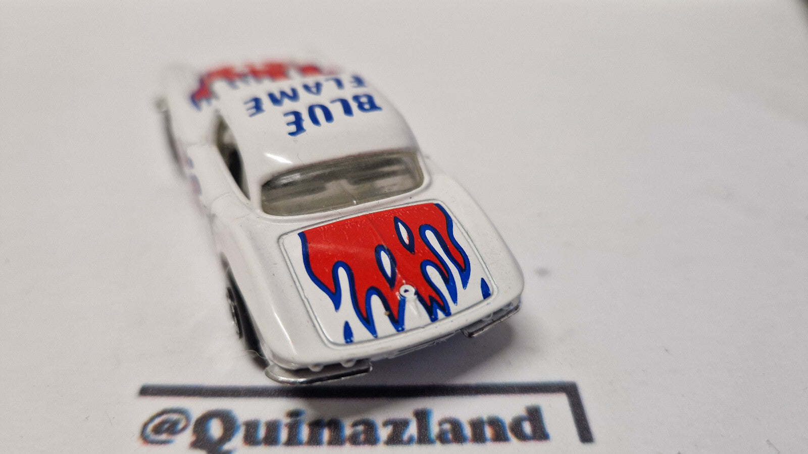 Matchbox 1983 mainline  1962 chevrolet corvette  (A06)
