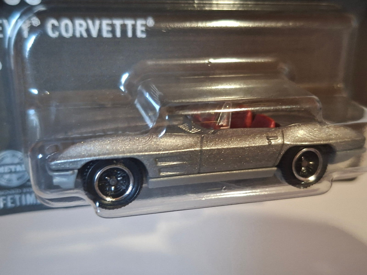 Matchbox 2025 American Convertible 1963 Chevy Corvette   (NP28)