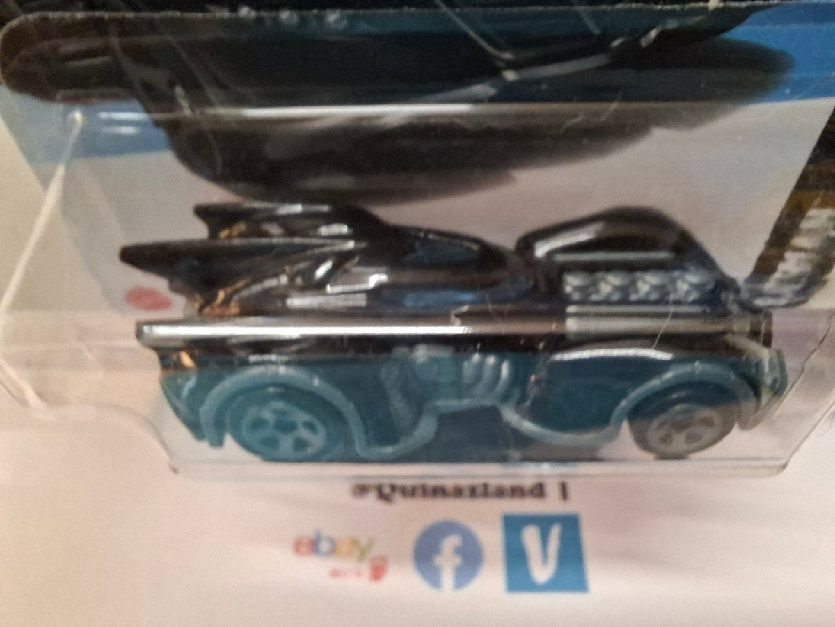 Hot Wheels Batman Arkham Asylum batmobile  2025-054 (NP39)